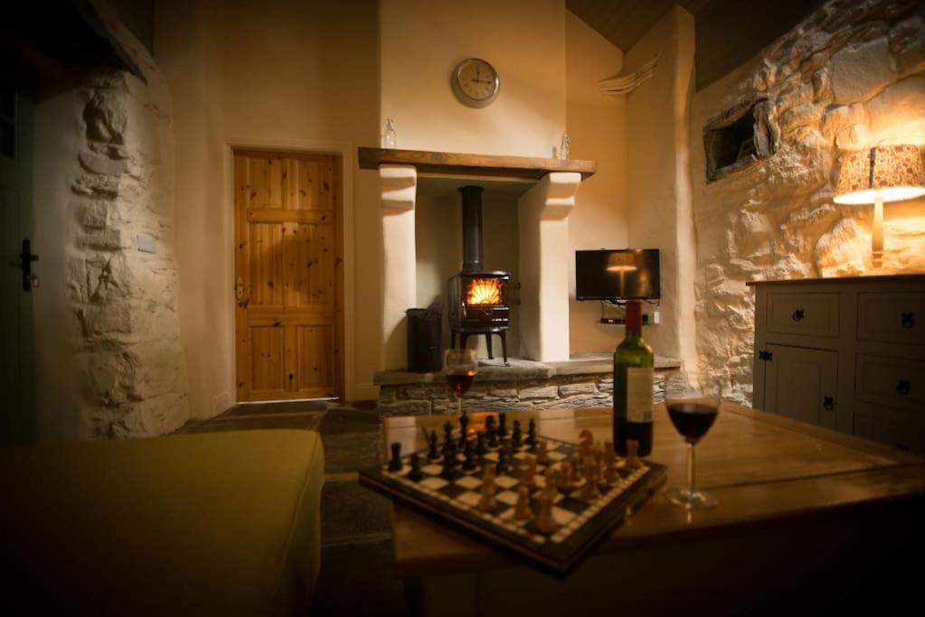Fermoyle Properties Carleys Cottage Fanore 외부 사진