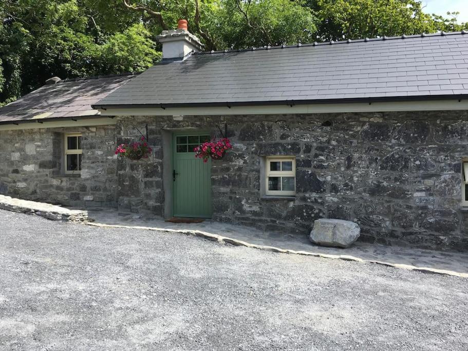 Fermoyle Properties Carleys Cottage Fanore 외부 사진