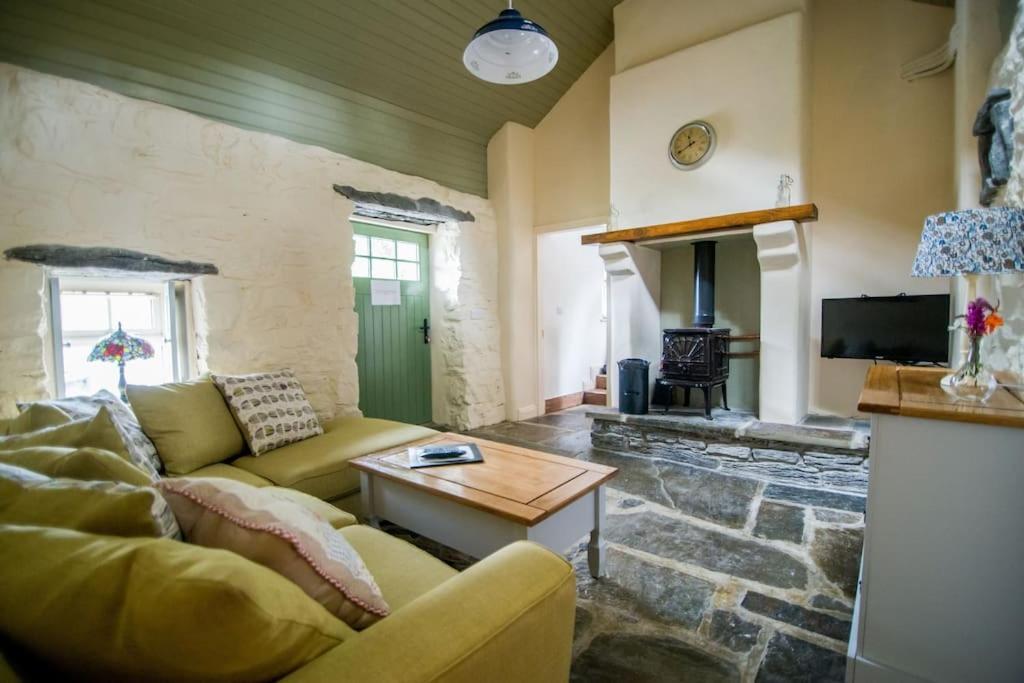 Fermoyle Properties Carleys Cottage Fanore 외부 사진